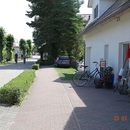 Galerie Am Hafen Apartment Zingst Exterior photo
